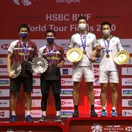 Juara dan runner-up Ganda putra HSBC BWF World Tour Finals 2020 (instagram/ina_badminton)