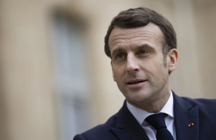 Presiden Perancis Emmanuel Macron ketika menyatakan bahwa vasin Covid-19 buatan Cina berbahaya. Photo: EPA-EFE