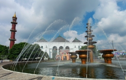 Bundaran Air Mancur Palembang. Sumber: koleksi pribadi