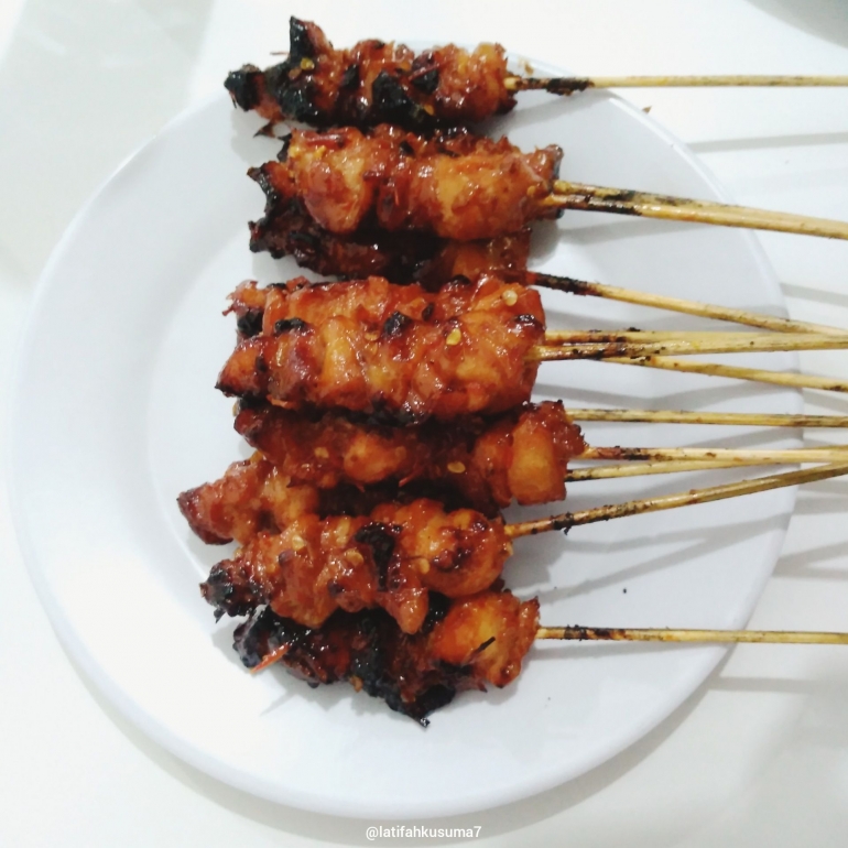 Sate Merah The Next Sate Ratu Menyajikan Ruang Makan yang Lebih Kekinian Halaman 1 ...