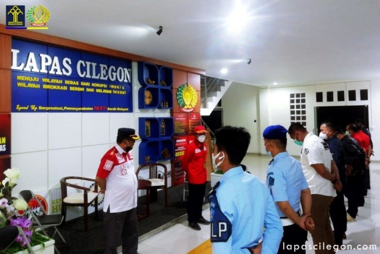 Satops Patnal Kanwil Banten lakukan sidak kamar napi di Lapas Cilegon/lapascilegon.com