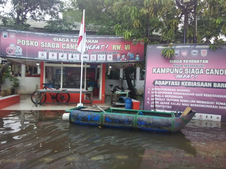 Situasi di Tanah Mas Semarang Utara hari Minggu (7/2/21). Menurut Mas Wang Edy hari ini sudah surut. Foto kiriman Mas Wang Edy.