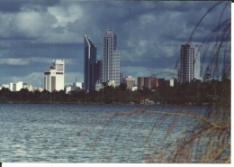 Dokumentasi pribadi | Perth, ibukota Australia Barat, dilihat dari Lake Monger .....