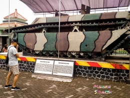 Penampakan tank Ampibi AM Track (dok. Mawan Sidarta) 
