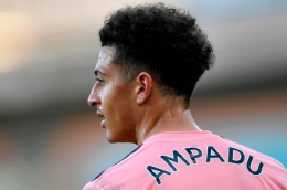 Ethan Ampadu, pemain muda Sheffield United. (via examinerlive.co.uk)