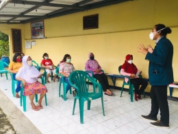 Kegiatan Sosialisasi Rumah Sederhana Sehat Responsif COVID-19 oleh Mahasiswa Undip