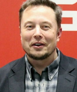 Elon Musk (dok.elonmusk.official)