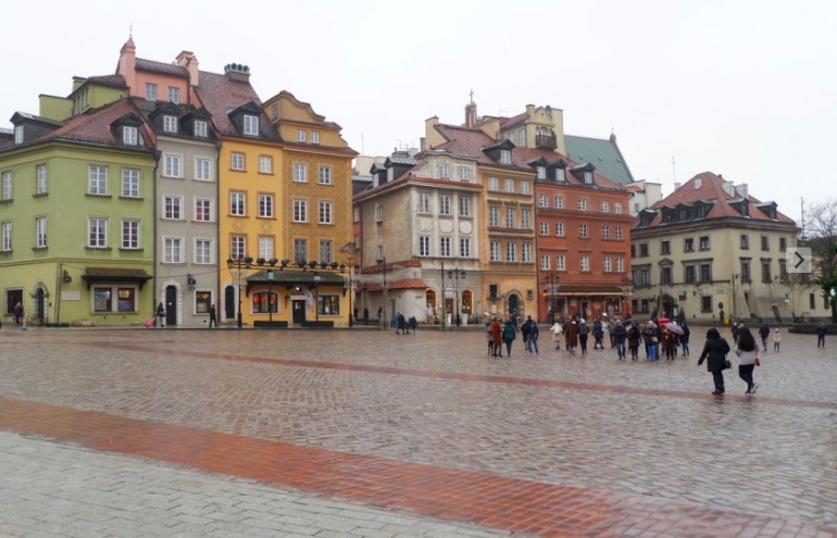 Warsawa saat musim dingin (Dokumentasi pribadi)