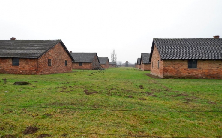 Bangunan-bangunan Concentration Camp di Birkenau  (Dokumentasi pribadi)