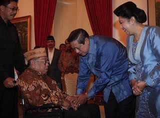 Gus Dur, SBY dan Ani Yudhoyono (sites.google.com/ Pustaka Pejaten).