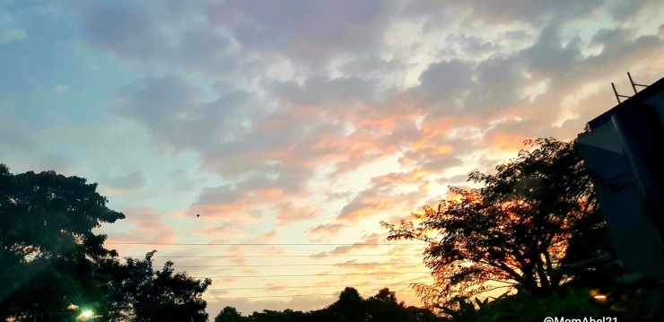 Langit Senja (Foto: koleksi pribadi)