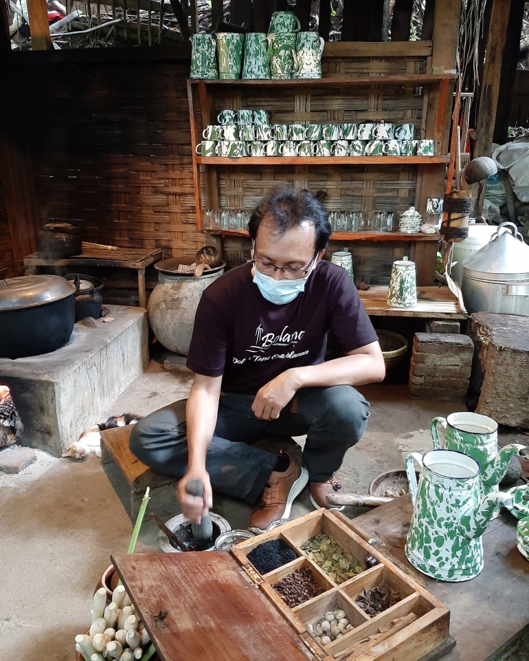 Dapur Tomboan Ngawonggo|Dok. Pribadi