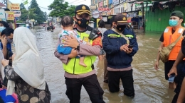 Evakuasi warga terdampak banjir