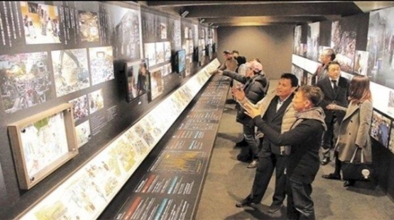 Peragaan di Museum Gempa, Jepang (Foto: www.tribunnews.com)
