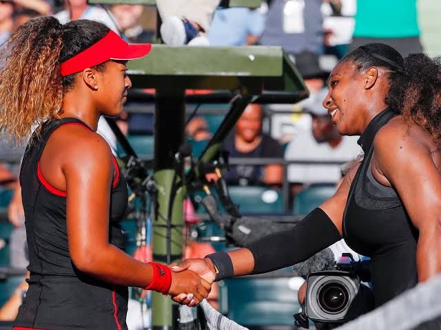 Naomi Osaka dan Serena Williams (ilustrasi: theguardian.com)