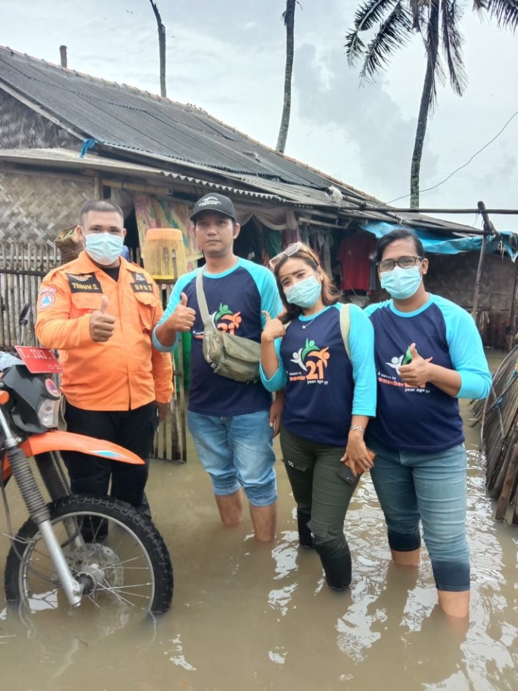 Alumni SMPN 2 Sukamandi Tahun 98 dan Aparat Setempat | dokpri