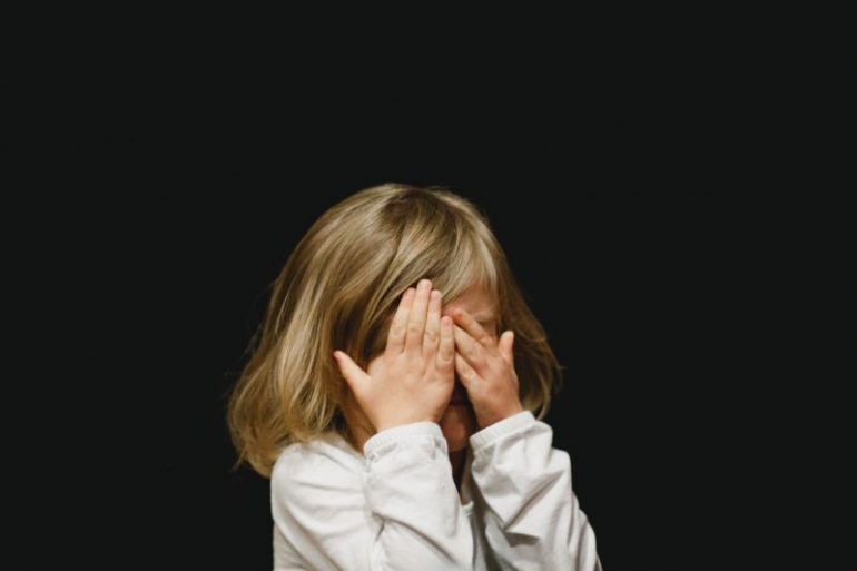 Ilustrasi anak yang mengalami fobia (foto dari riliv.co)