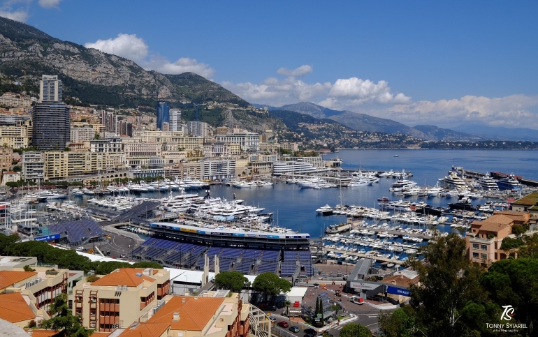 Port Hercules, Monaco. Sumber: koleksi pribadi