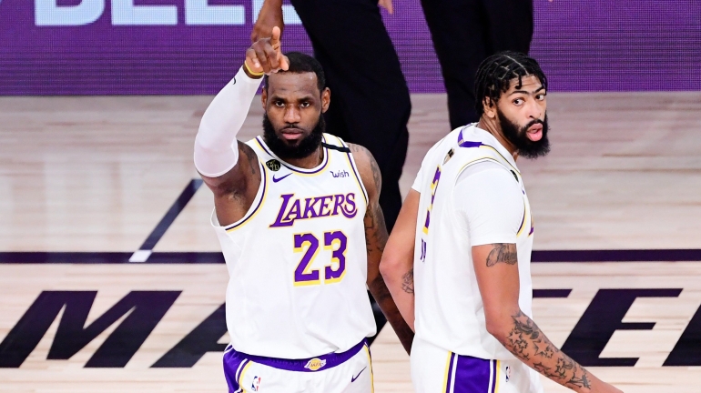 Lebron James dan Anthony Davis pada saat membela Los Angeles Lakers. Foto: twitter.com/NBA