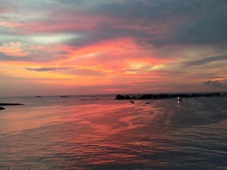 Gambar View Pulau Lae-lae Kota Makassar. Sumber: Dokumentasi Pribadi