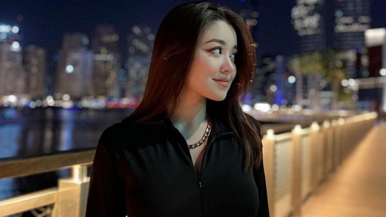 Potret Dayana, wanita cantik asal Kazakhstan yang viral karena berkonflik dengan Fiki Naki/voi.id