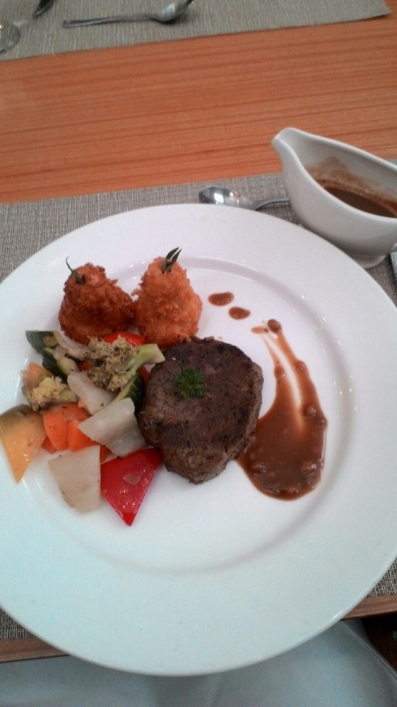 Beef Steak di Hotel Arya Duta Palembang | Dok.Pri