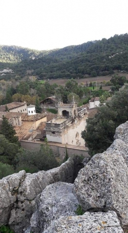 Biara Lluc di liat dari atas bukit|dokpri