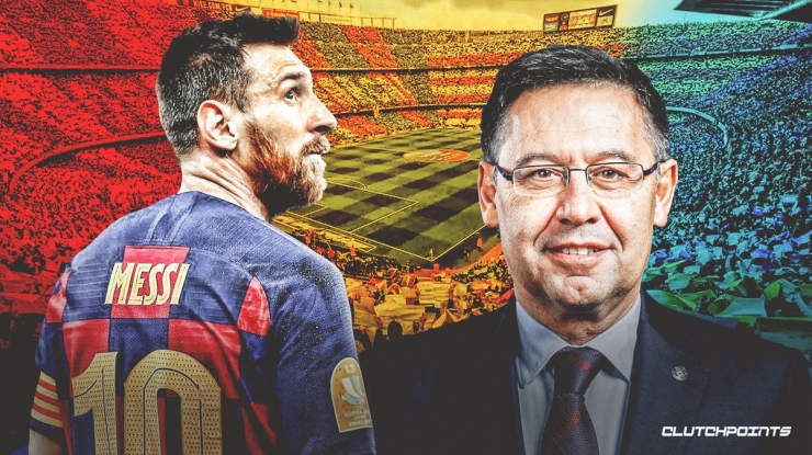 Lionel Messi dan mantan presiden Barcelona, Josep Maria Bartomeu. | foto: clutchpoints.com