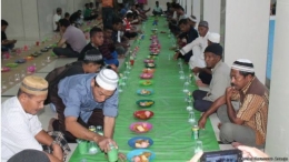 Muslim di Timor Leste mengadakan Lebaran bersama (bbc.com)