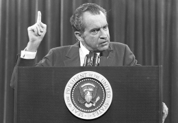 Richard Nixon, presiden AS yg terlibat skandal Watergate. Sumber: www.nydailynews.com