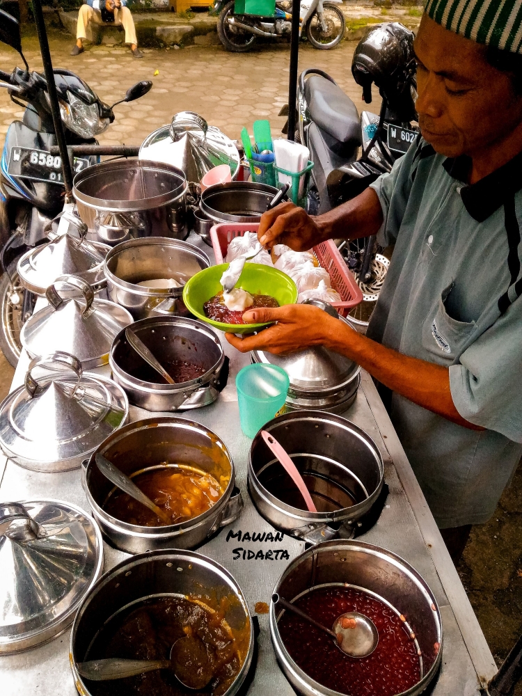 Bubur campur (Dokumentasi Mawan Sidarta)