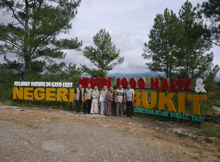 Terimakasih Pak Jonaidy sekeluarga atas penerimaannya (Foto pribadi)