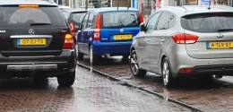 Mobil dari Belanda dengan nopol warna kuning. (Sumber: https://www.wn.de)