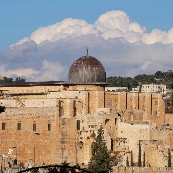 Masjid Al-Aqsa (Jami Al-Aqsa). Sumber: koleksi pribadi