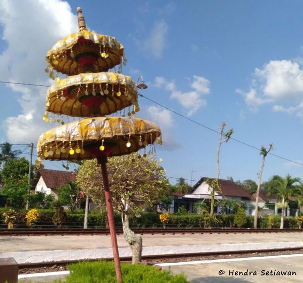 Salah satu stasiun di Banyuwangi, tapi seperti rasa Bali (foto: dok. pribadi)