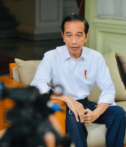 Jokowi saat memberi klarifikasi tentang isu perpanjangan jabatannya / sumber: twitter.com/jokowi 