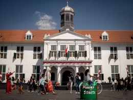 Balai Kota Batavia (Jakarta tempo dulu)(Dokumentasi Mawan Sidarta) 