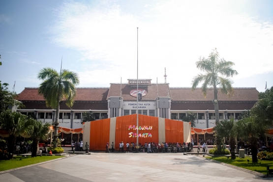 Balai Kota Surabaya (Dokumentasi Mawan Sidarta)