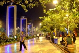 Taman Bungkul di Surabaya (Foto: panduanwisata.id)