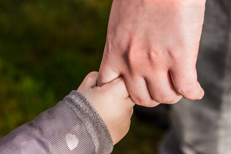 Pemahaman dan kesigapan Anda dalam melaporkan kekerasan terhadap Anak bisa berarti bagi masa depan (Myriams-Fotos/Pixabay)