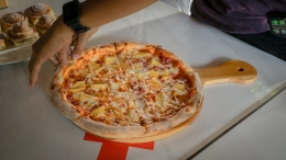 pizza hawaiian (doc.Riana)