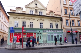 Halte pemberhentian Tram Kota Praha (Dokpri)
