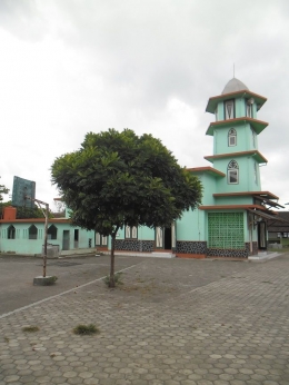 Keterangan : Masjid Langgar Agung, di Desa Menoreh Salaman Magelang.(sumber:dok.pribadi)