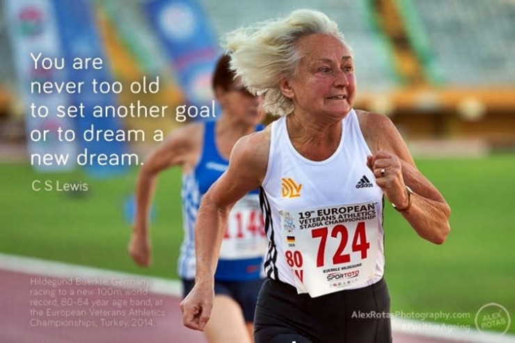 Tak ada kata 'terlalu tua' untuk meraih impian' (doc. The Conversation/ed.WS)