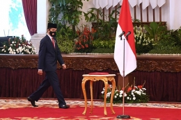 Presiden Joko Widodo memimpin upacara HUT TNI ke-75 di Istana Negara Jakarta pada 5 November 2020 | F0to diambil dari Kompas