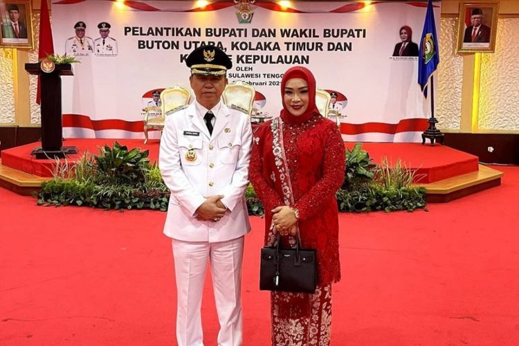 Bupati Kolaka Timur, Samsul Bahri Madjid dan istri (sumber : Kompas.com)