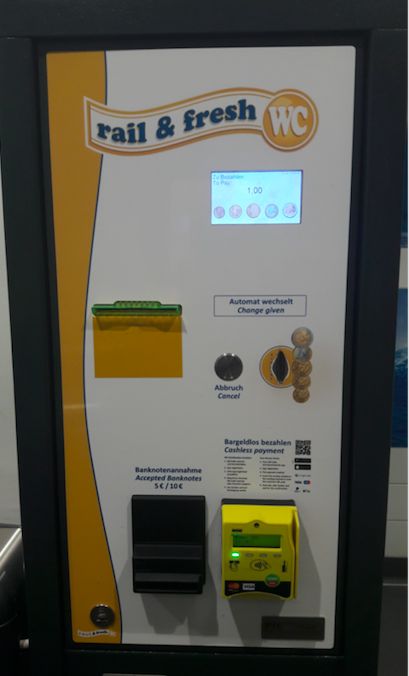 Mesin untuk membayar koin (bisa juga dengan kartu) sebelum masuk toilet umum (Dokumentasi pribadi)