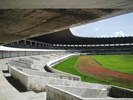 Inilah Stadion Barombong di kelurahan Barombong kecamatan Tamalate kota Makassar yang juga menanti kelanjutan pembangunan/Ft: Mahaji Noesa