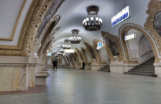 Stasiun Kievskaya yang indah (Sumber: Ludwig14)