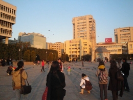 Konak Square | Sumber: dokumentasi pribadi